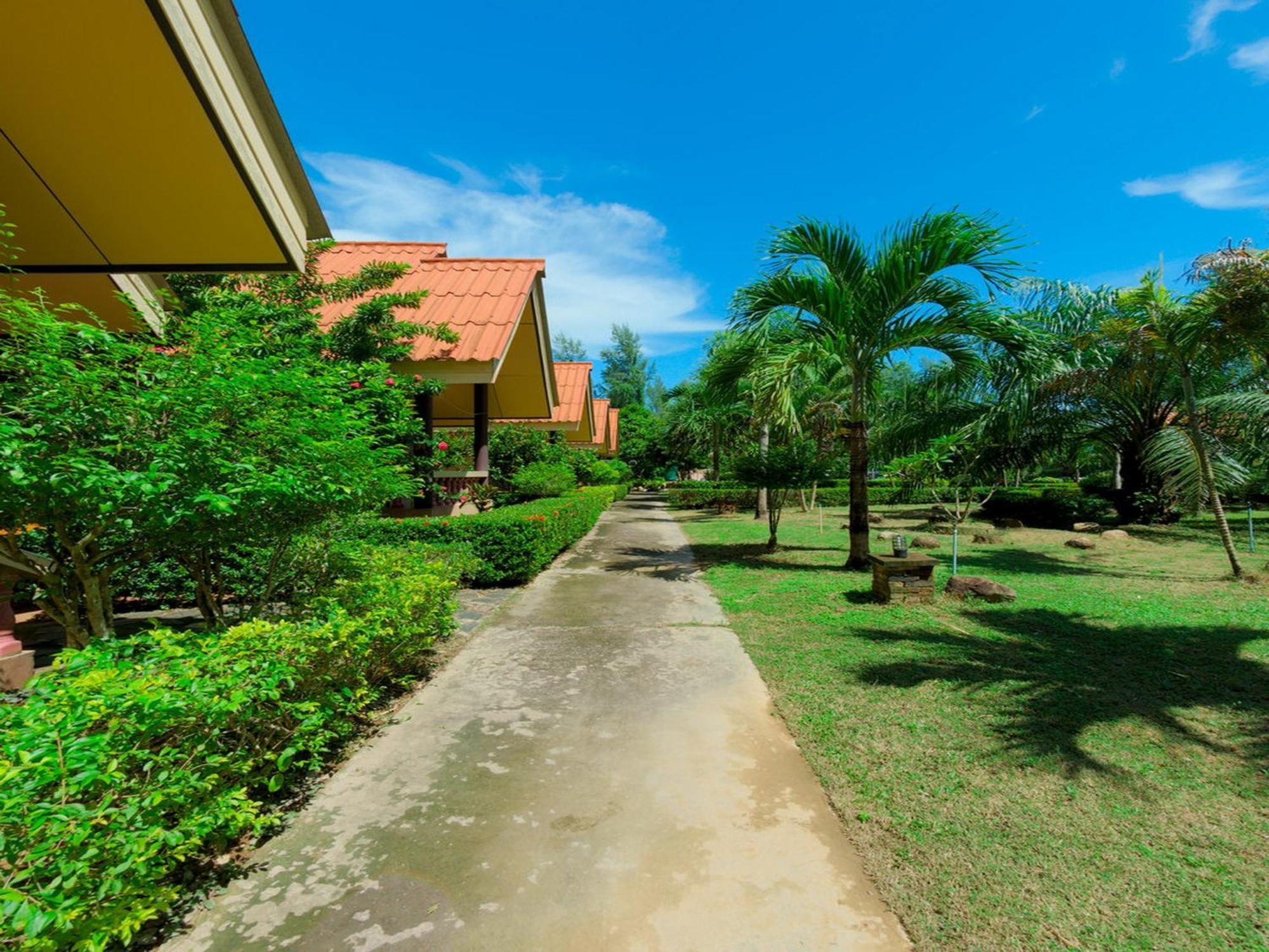 Rim Khao Resort Koh Lanta Exterior photo